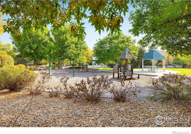 2758 Meadow Mountain Trl, Lafayette, CO 80026 - community play area with a gazebo