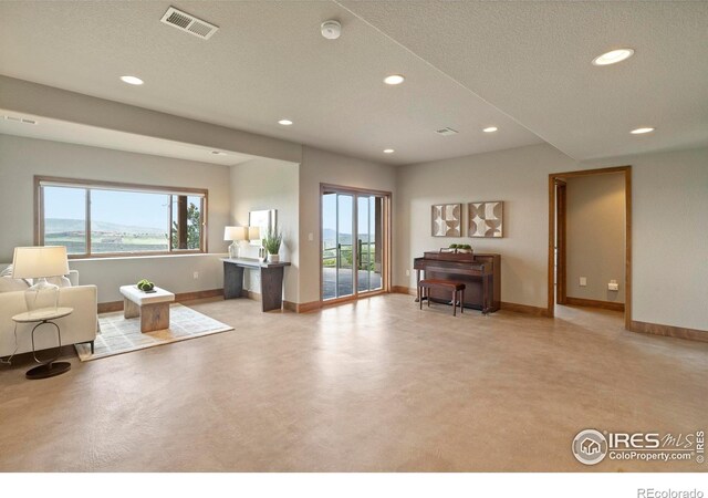183 Red Bear Rd, Laporte, CO 80535