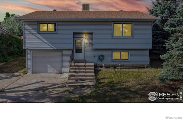 8208 Peakview Dr, Fort Collins, CO 80528 - split foyer home featuring an attached garage