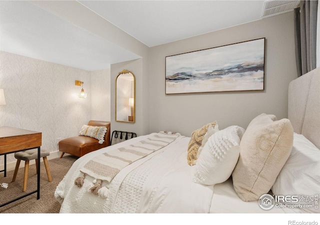 6434 Cloudburst Ave, Timnath, CO 80547 - bedroom featuring carpet flooring, wallpapered walls, and baseboards