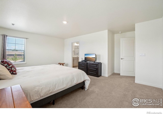 1800 Vantage Pkwy, Berthoud, CO 80513 - bedroom with carpet floors, baseboards, ensuite bath, and recessed lighting