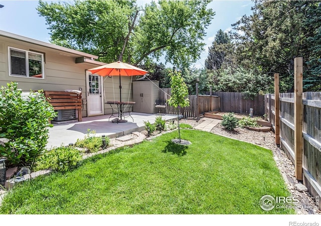 501 Copeland Way, Longmont, CO 80504 - view of yard with a patio area