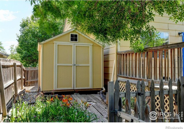 5241 E 128th Way, Thornton, CO 80241 - view of shed featuring a fenced backyard