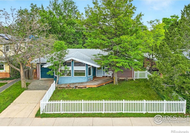 50 S 31st St, Boulder, CO 80305 - view of front facade featuring driveway and a deck