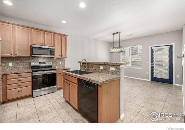 13024 Grant Cir W Unit A, Thornton, CO 80241 - kitchen with appliances with stainless steel finishes, a sink, backsplash, light tile patterned flooring, and recessed lighting
