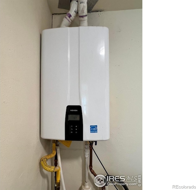 4501 Lawrence Ln, Laporte, CO 80535 - detailed view of water heater