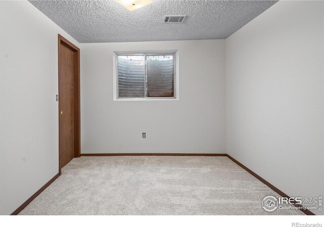 3416 Logan Ave, Loveland, CO 80538