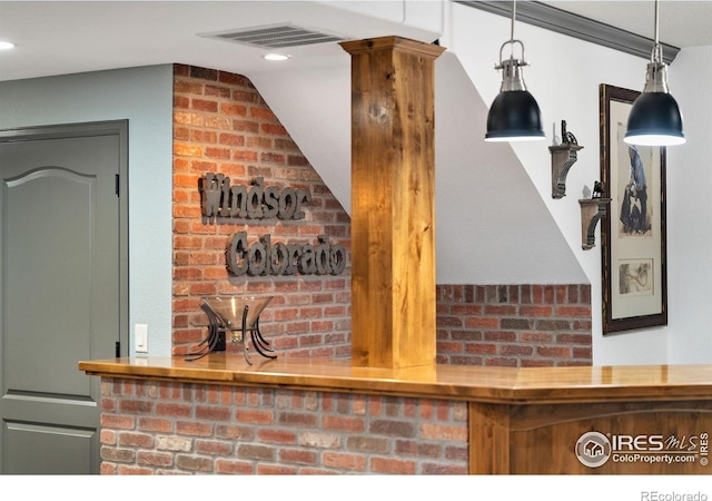 2038 Vineyard Dr, Windsor, CO 80550 - detailed view of recessed lighting