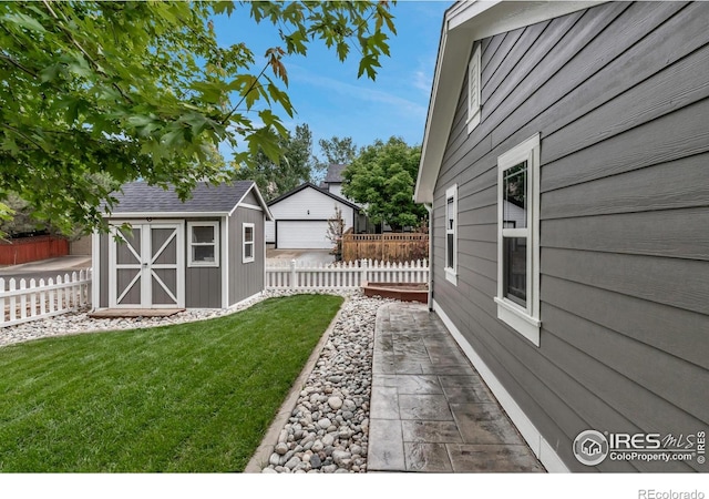 5111 Mt St Vrain Ave, Frederick, CO 80504 - view of yard