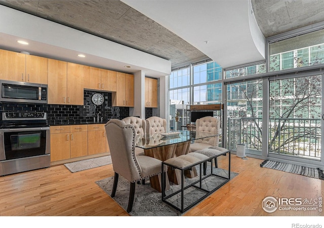 1700 Bassett St Unit 903, Denver, CO 80202