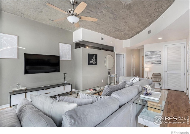 1700 Bassett St Unit 903, Denver, CO 80202