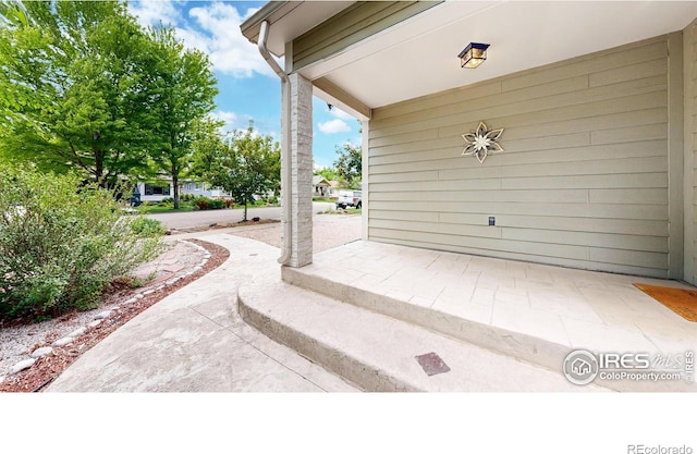 904 N Jefferson Ave, Loveland, CO 80537 - view of patio / terrace