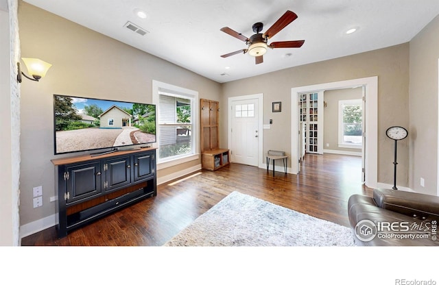 904 N Jefferson Ave, Loveland, CO 80537 - foyer entrance featuring dark wood-style floors, ceiling fan, baseboards, and recessed lighting
