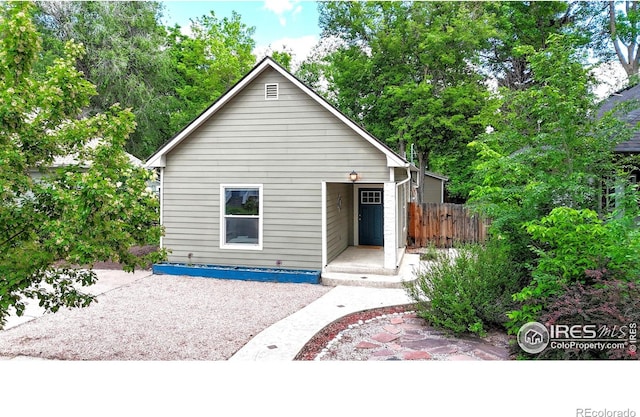 904 N Jefferson Ave, Loveland, CO 80537 - view of bungalow-style house