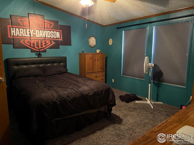 507 Ellis Ave, Wray, CO 80758 - carpeted bedroom featuring crown molding, vaulted ceiling, and a textured ceiling
