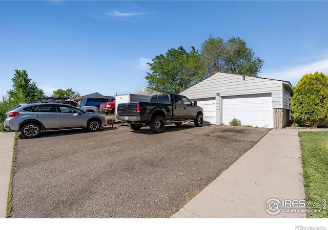 6743 King St, Denver, CO 80221 - view of detached garage