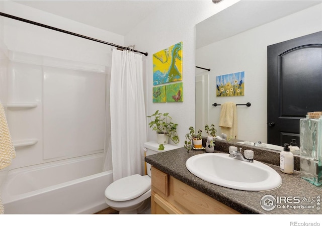 5869 Vinca Ave, Longmont, CO 80504 - bathroom with vanity, shower / bath combination with curtain, and toilet