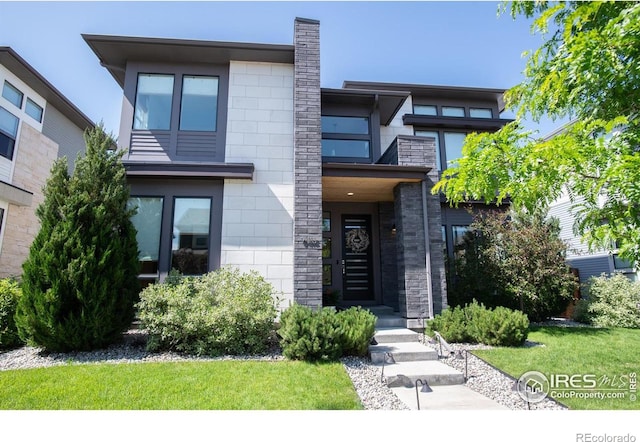 9415 E 58th Dr, Denver, CO 80238 - photo 1