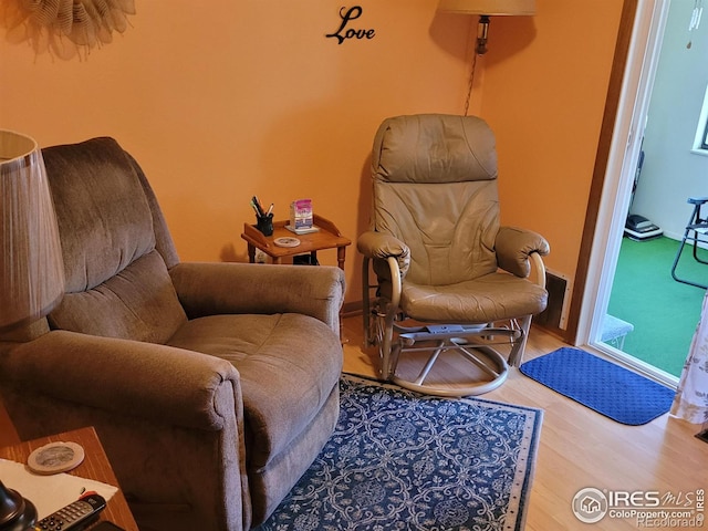 1918 Sumac Pl, Longmont, CO 80501 - sitting room featuring wood finished floors