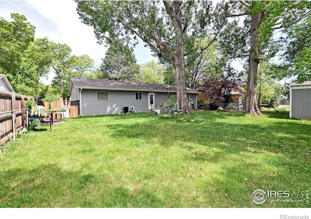 1405 Village Ln, Fort Collins, CO 80521 - view of yard