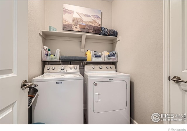 4343 E 96th Way, Thornton, CO 80229 - laundry area with independent washer and dryer
