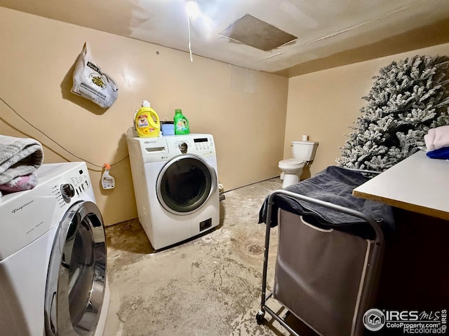 541 S Phelan Ave, Holyoke, CO 80734 - washroom featuring independent washer and dryer