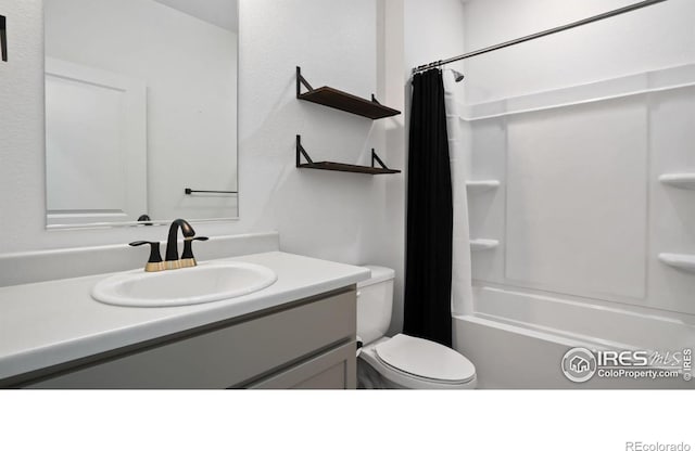 4709 Lynxes Way, Johnstown, CO 80534 - bathroom with vanity, toilet, and shower / bathtub combination with curtain