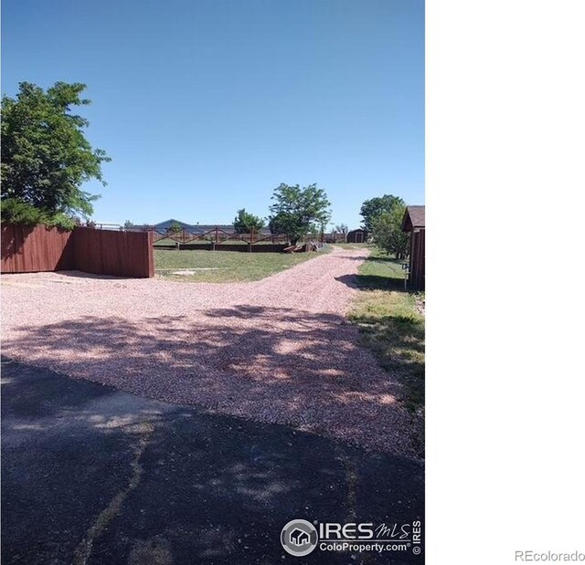2800 Lake Hollow Rd, Berthoud, CO 80513 - photo 31