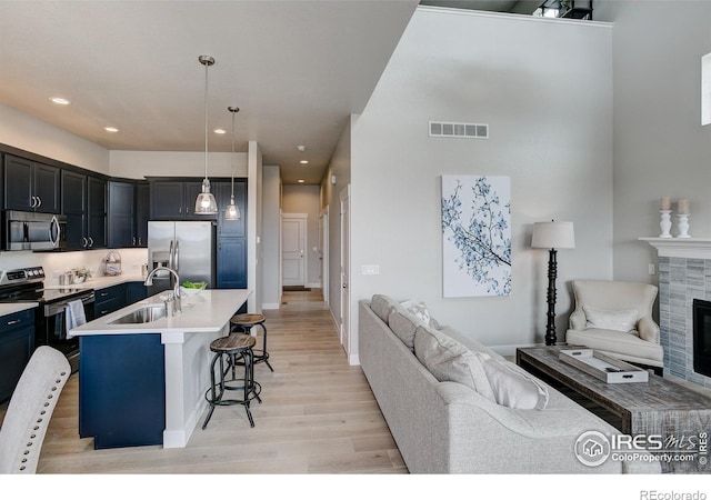 4204 Trapper Lake Dr, Loveland, CO 80538 - photo 5