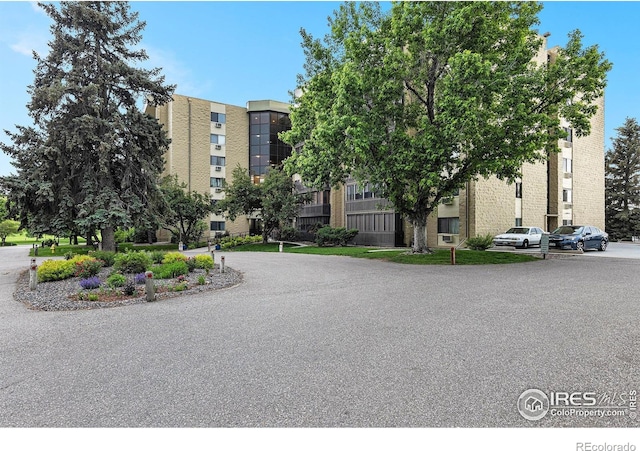 14000 E Linvale Pl Unit 210, Aurora, CO 80014 - view of building exterior