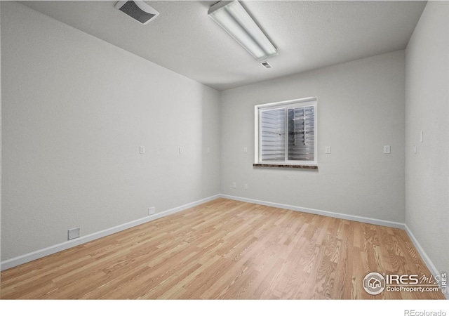 29 Pioneer Pl, Eaton, CO 80615 - empty room featuring light wood-style floors and baseboards