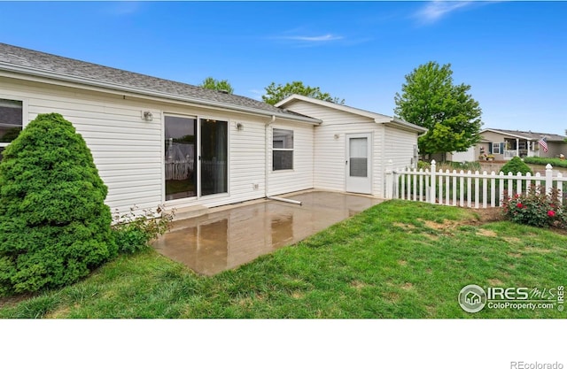 856 Sunchase Dr, Fort Collins, CO 80524 - back of house with a patio