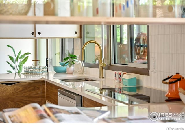 5450 Mohawk Rd, Littleton, CO 80123 - kitchen with a sink