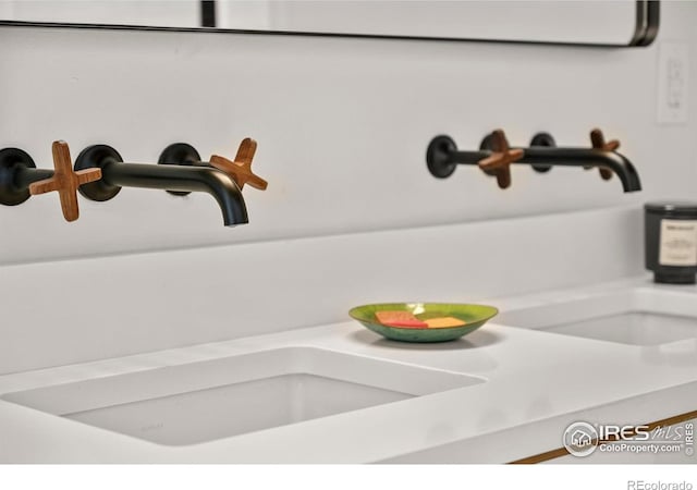 5450 Mohawk Rd, Littleton, CO 80123 - bathroom view of a sink