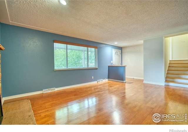 1868 Princess Dr, Longmont, CO 80501 - photo 4