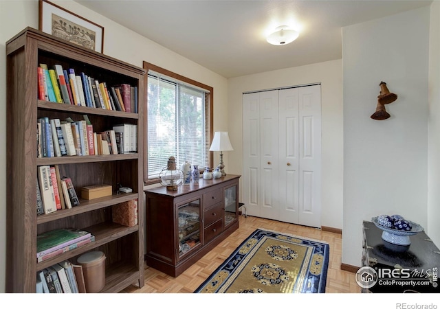915 19th Ave, Longmont, CO 80501 - office featuring baseboards