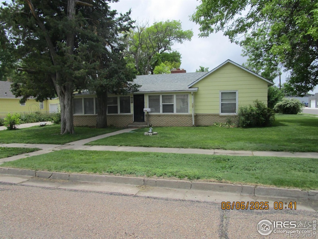 585 11th St, Burlington, CO 80807 - photo 1