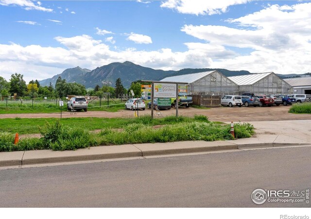 1860 Hawthorn Ave, Boulder, CO 80304