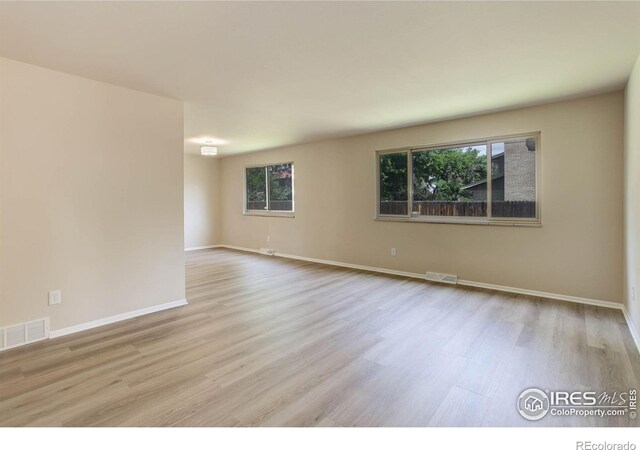633 S Galena St, Denver, CO 80247 - photo 4