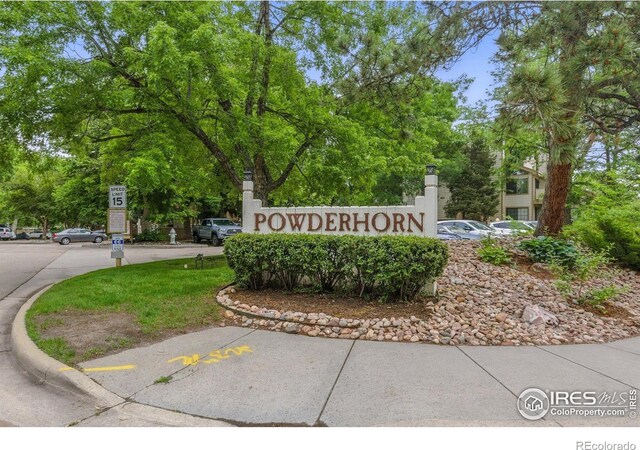 6076 Gunbarrel Ave Unit F, Boulder, CO 80301 - community / neighborhood sign with uncovered parking