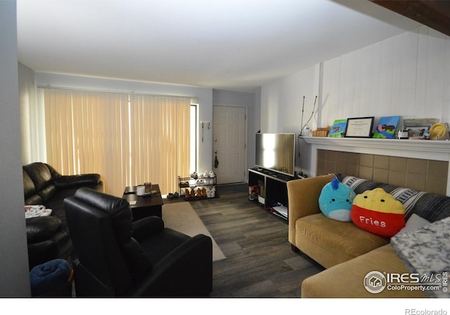 20 S Boulder Cir Unit 2204, Boulder, CO 80303 - living area with wood finished floors