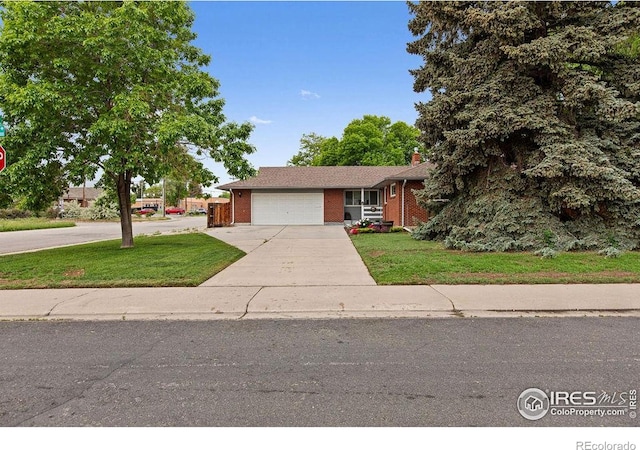 1607 Pinyon Ct, Loveland, CO 80538 - photo 2