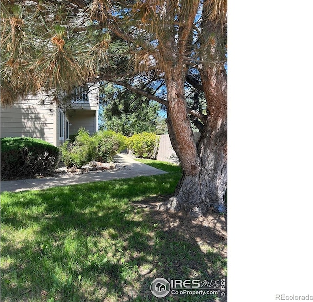 4985 Twin Lakes Rd Unit 94, Boulder, CO 80301 - view of green lawn