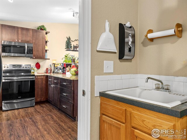 2435 Fish Creek Rd, Estes Park, CO 80517 - photo 20