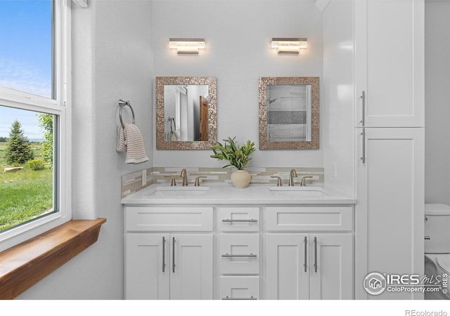 505 Nesting Eagles Way, Berthoud, CO 80513 - full bath with double vanity and toilet