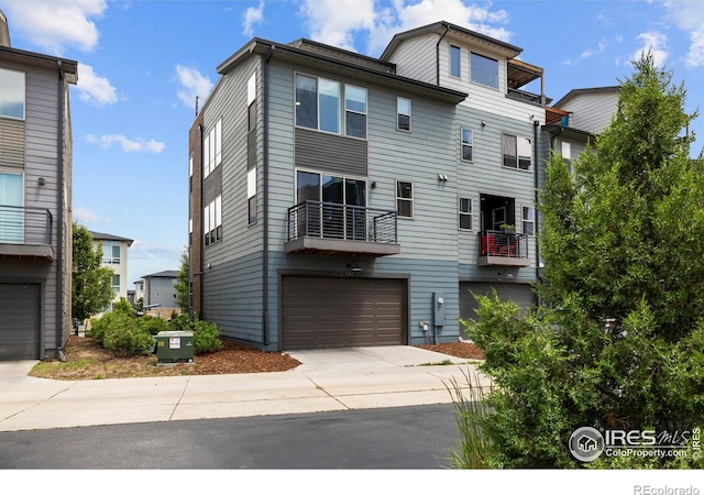 9052 E 47th Ave, Denver, CO 80238
