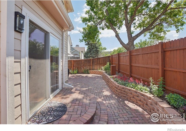 7755 Halleys Dr, Littleton, CO 80125 - photo 3