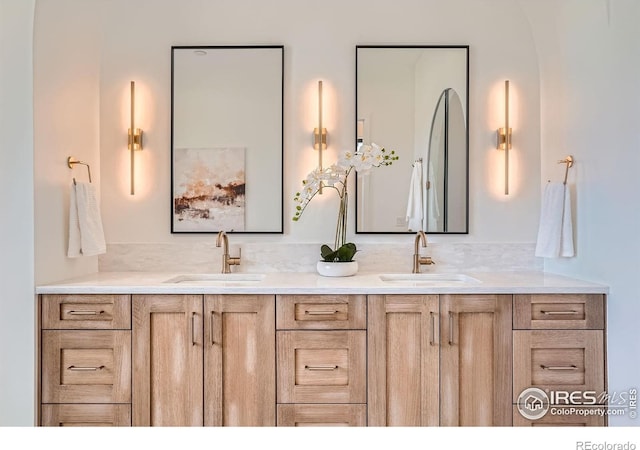 1126 W Enclave Cir, Louisville, CO 80027 - full bathroom featuring double vanity