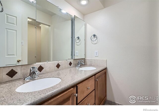 1951 S Deframe Way, Lakewood, CO 80228