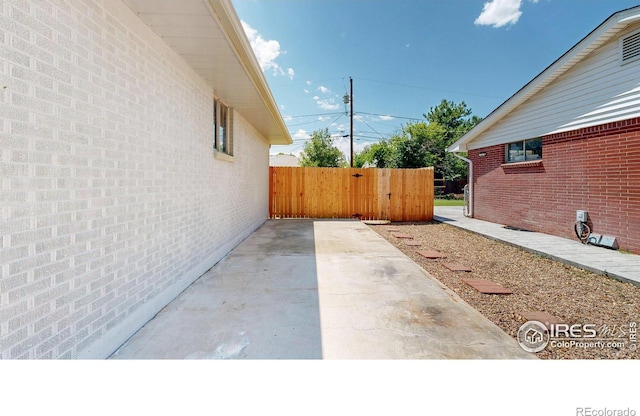 235 N 12th Ave, Brighton, CO 80601 - view of patio